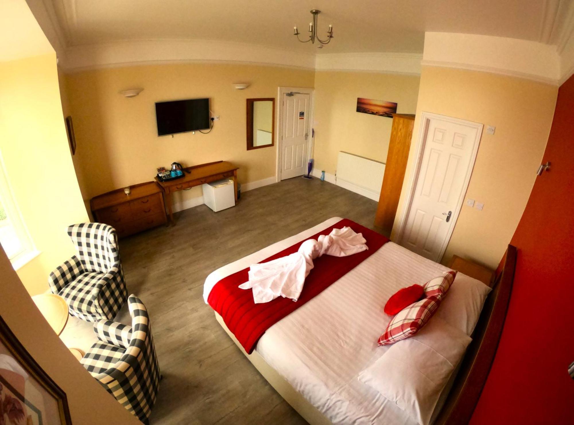 Lundy House Hotel วูลาโคมบ์ ภายนอก รูปภาพ
