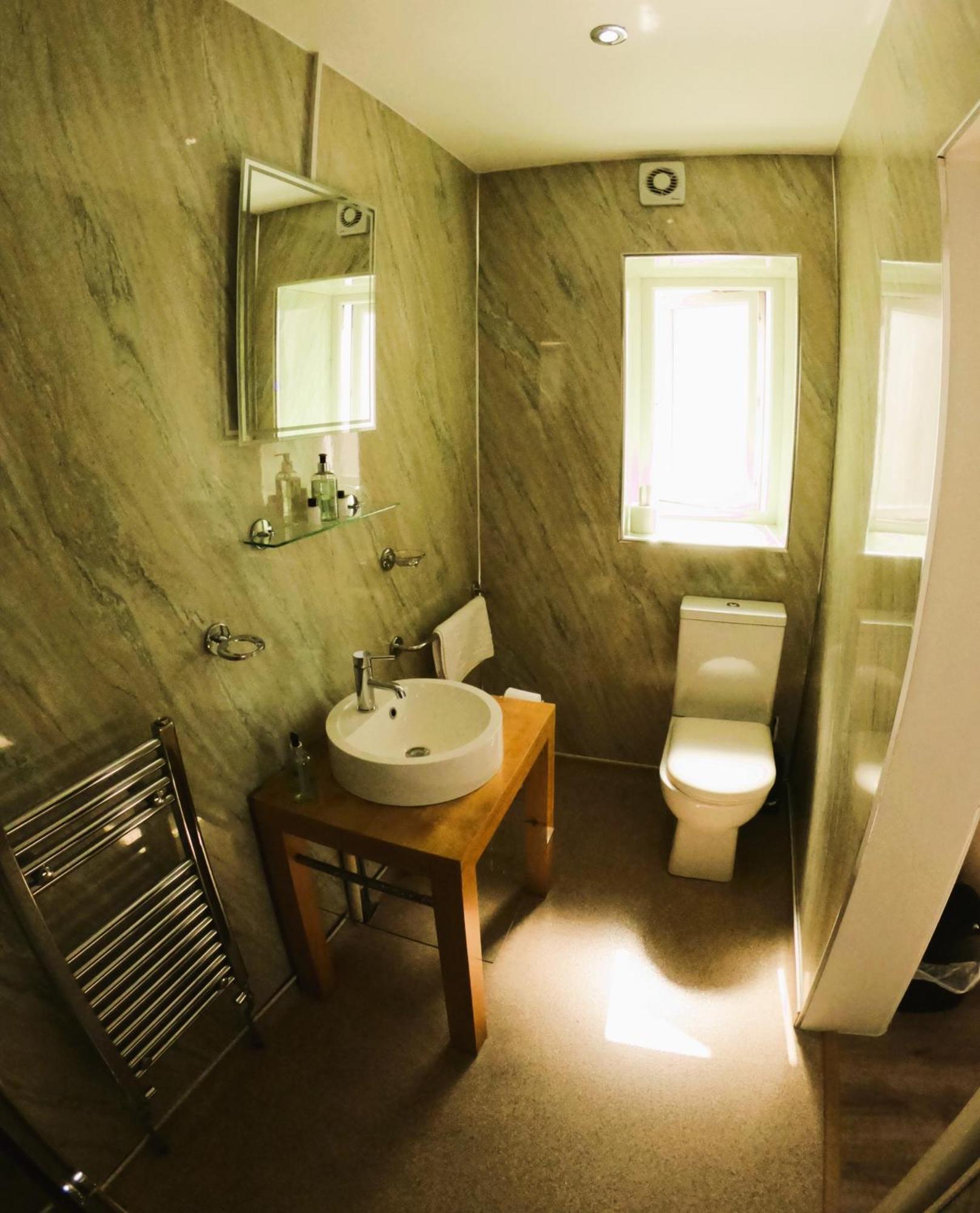 Lundy House Hotel วูลาโคมบ์ ภายนอก รูปภาพ