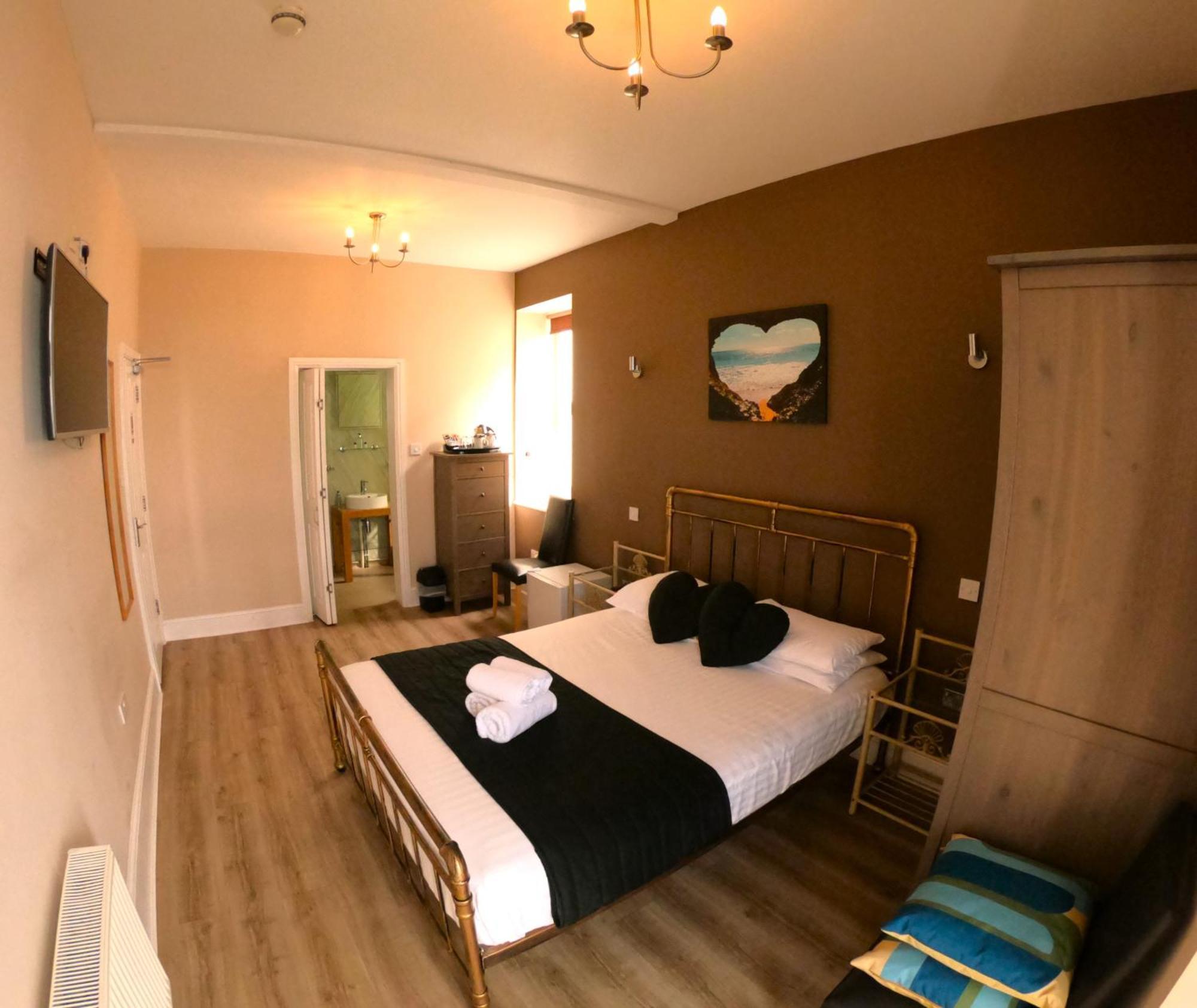 Lundy House Hotel วูลาโคมบ์ ภายนอก รูปภาพ
