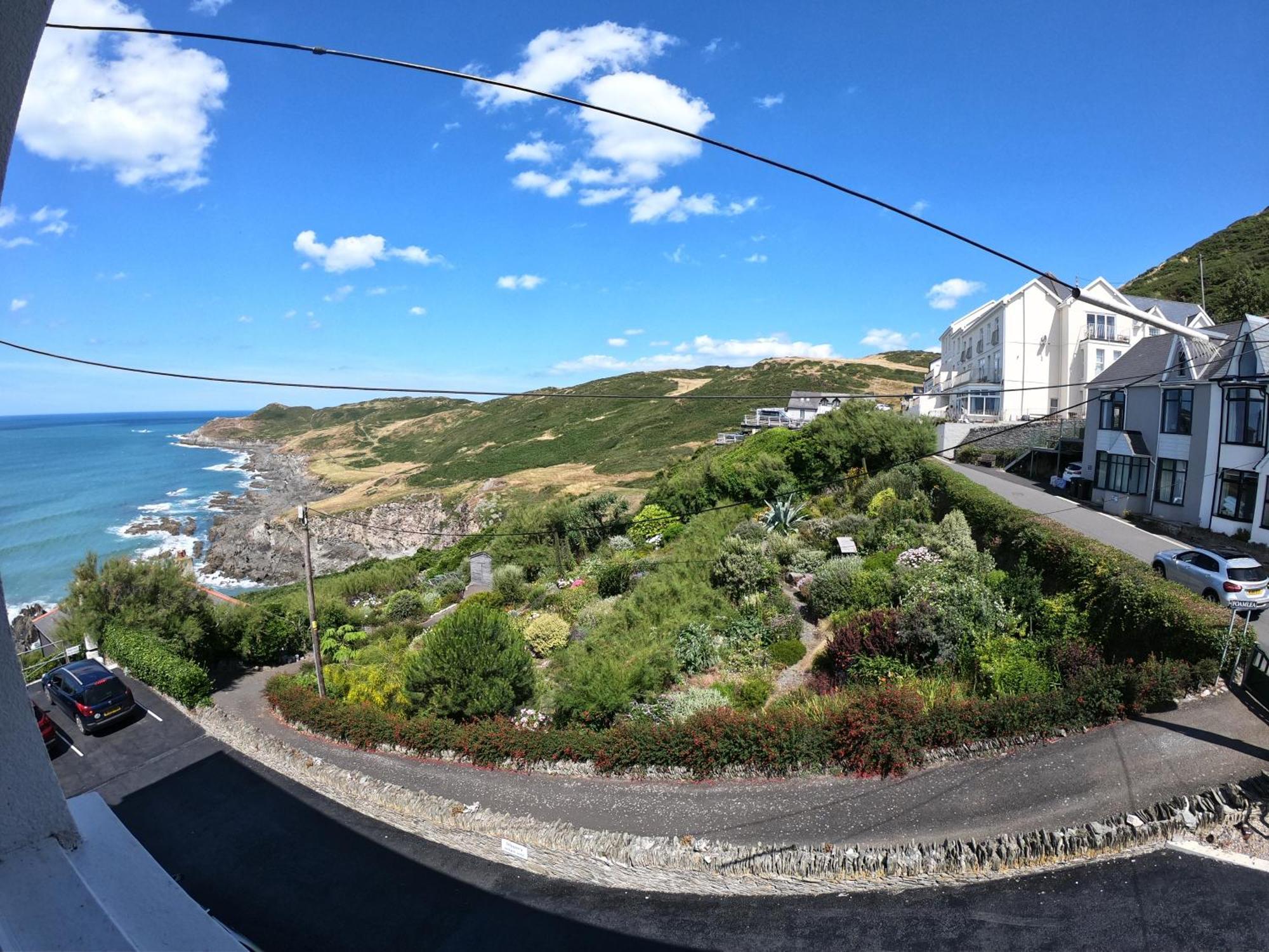 Lundy House Hotel วูลาโคมบ์ ภายนอก รูปภาพ