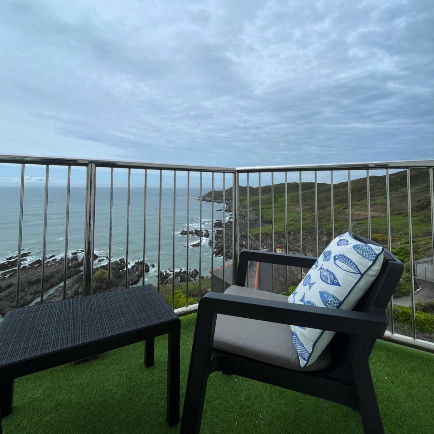 Lundy House Hotel วูลาโคมบ์ ภายนอก รูปภาพ